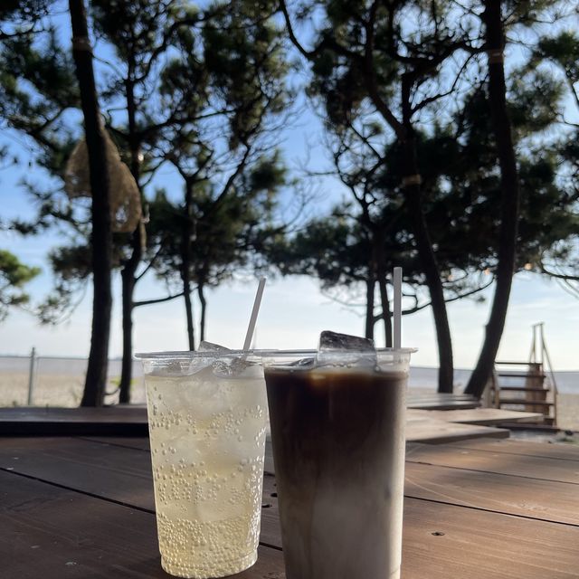 いなげの浜ウッドデッキ