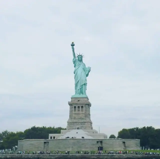 See it closer- Statue of Liberty 