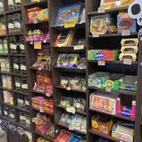  Simms Olde Sweet Shop超靚糖果店