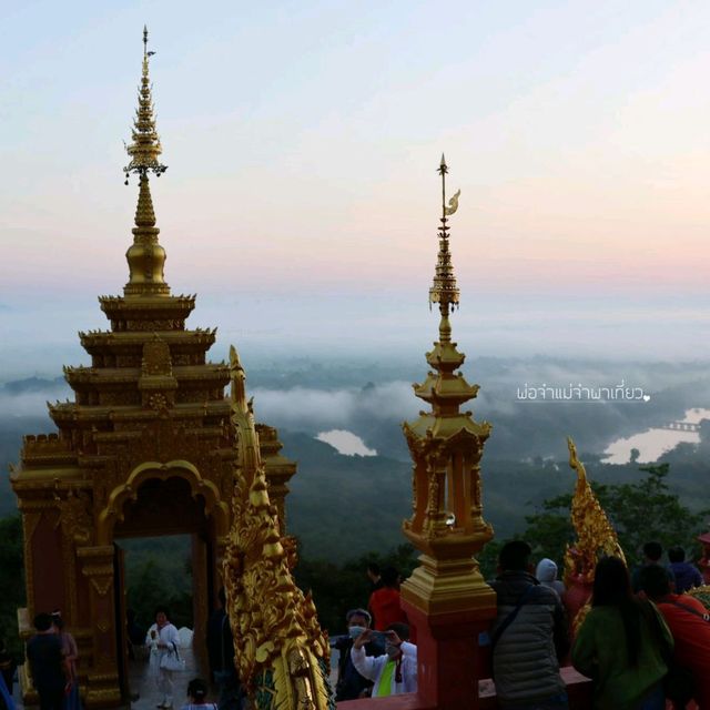 วัดพระธาตุดอยพระฌาน วัดสวยบนเขา