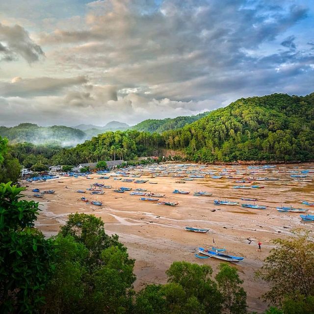 TAWANG BEACH - NGADIROJO