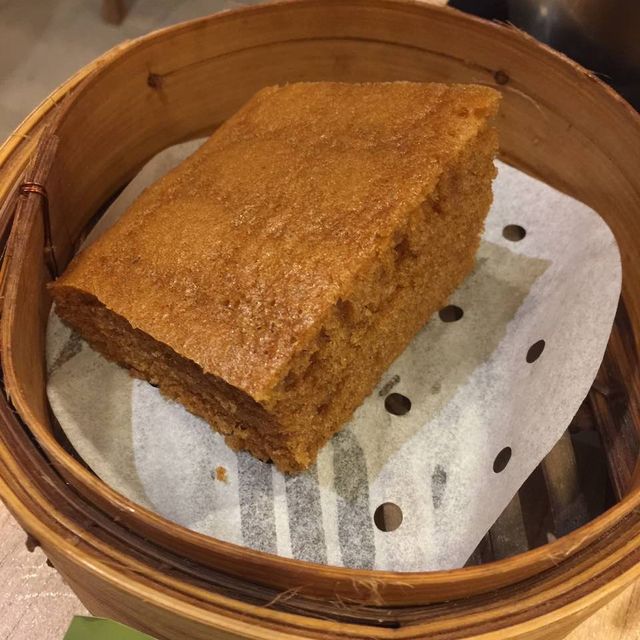機鐵站內點心名店—添好運點心專門店