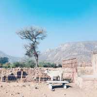 Bhangarh Fort : Most Haunted Place in India 