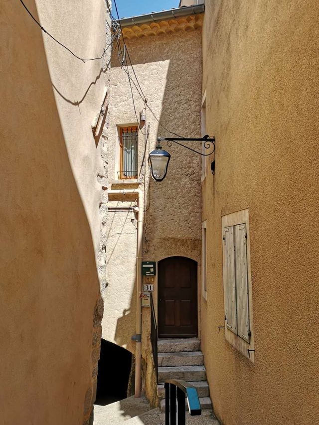 Old Town of Sisteron 