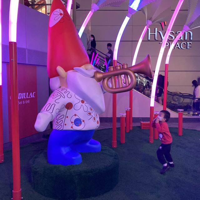 《炫彩管樂花園🎺 & 巨型聖誕手風琴拱門🎅🏻@希慎廣場》