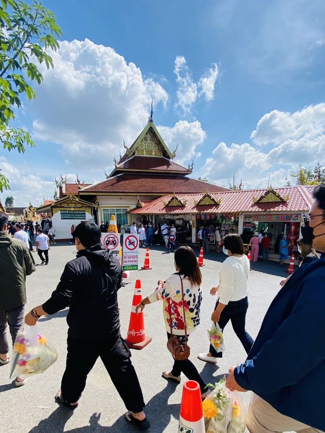 วัดพระธาตุดอยคำ | เชียงใหม่