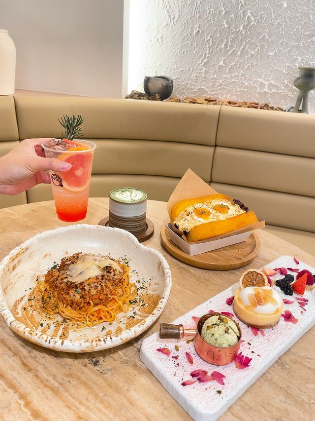 ［韓式奶油系簡約打卡cafe]