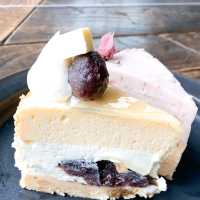 A WORKS CHEESE CAKE CAFE