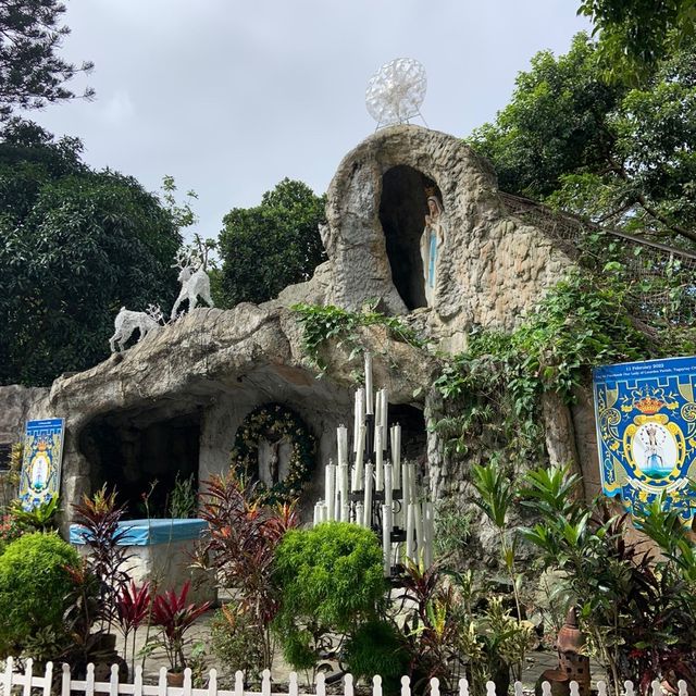 필리핀여행하면 빼놓을 수 없는 성당 따가이따이 성당
