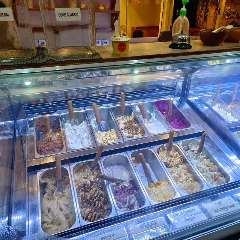 Bali Seminyak 街邊冰淇淋