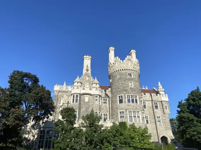 Casa Loma - House on the Hill 🇨🇦