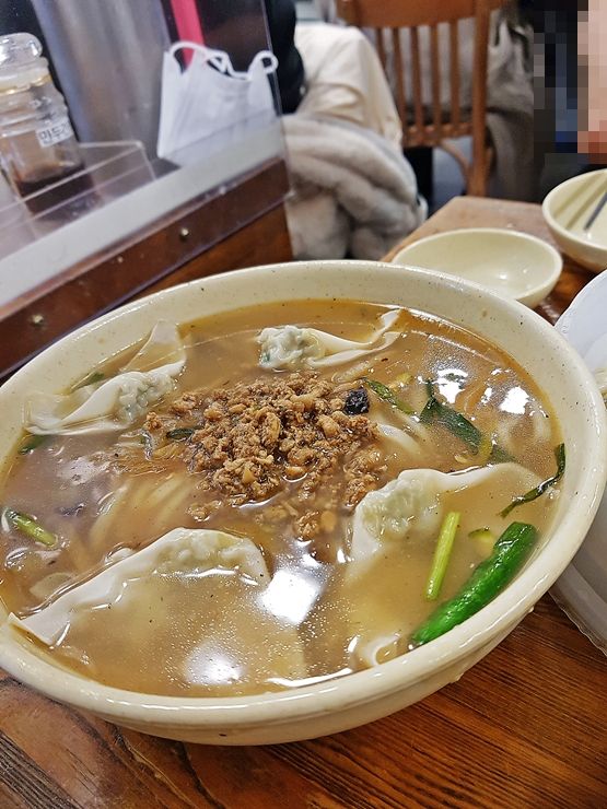 명동의 터줏대감 맛집. 명동교자