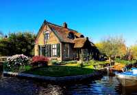 A place I want to visit again - Dutch village of Giethoorn