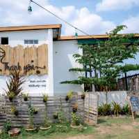 ต้นไม้ใบหญ้า Cafe' at แก่งกระจาน 🏕