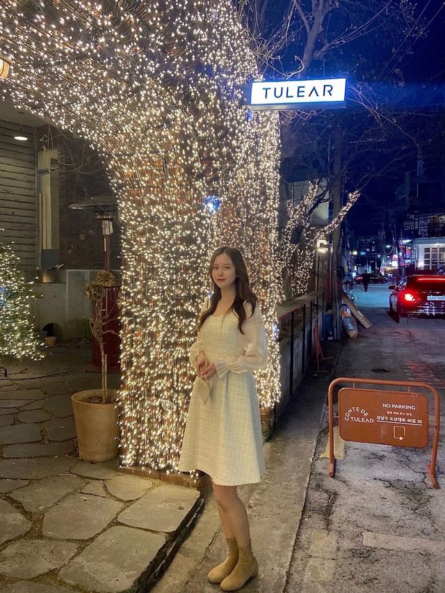 너무 예쁜 카페, 꽁띠드툴레아