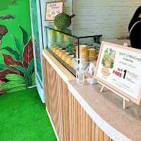 Newly opened ice cream cafe! 🍦 