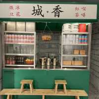 回到昔日八九十年代的店舖