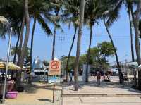 Bangsan Beach หาดบางแสน ชลบุรี