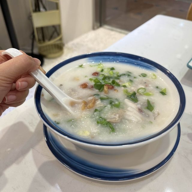 天后傳統但帶新式設計的粥鋪