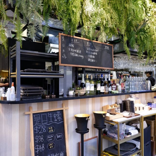 園林玻璃Cafe，高質海鮮飯和意粉