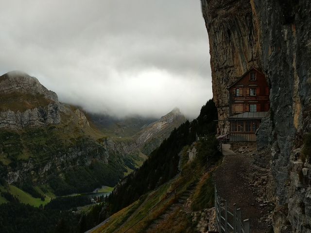 瑞士淳樸鄉村小鎮阿彭策爾(Appenzell)