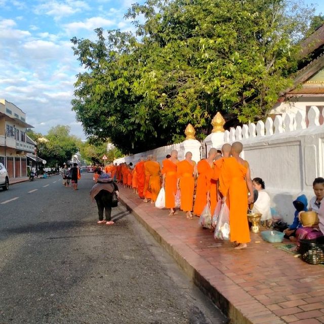 Activities can't miss in Luang Prabang trip