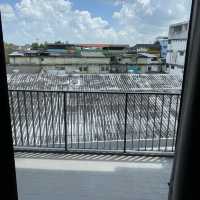 โรงแรมเก๋ทำเลดีนอนสบาย Navakitel
