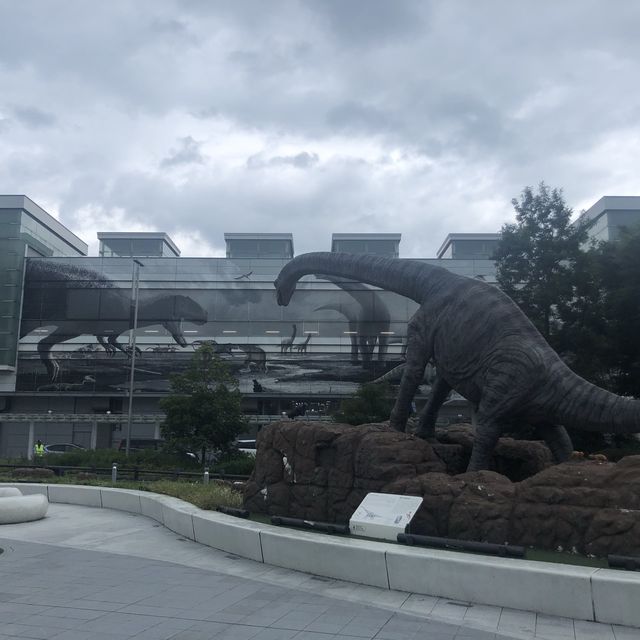 【恐竜王国】福井駅恐竜広場🦖