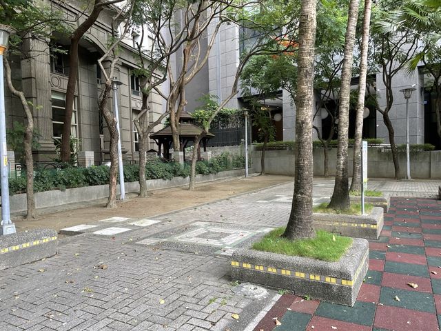 西頓公園 最好玩的社區公園就在板橋 溜滑梯乘涼都可以