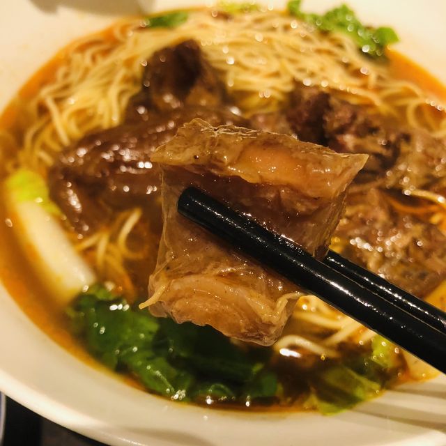 好吃美食報報🐮🥩🍜史大華精緻麵食安和店