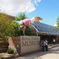 Badlands and dinosaurs