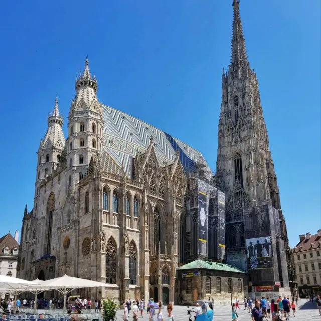 Medieval ⛪ in Viena 