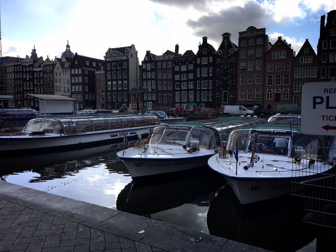 Dam Aquare จุดศูนย์กลาง Amsterdam