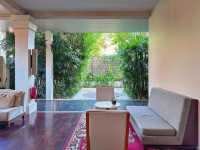 Anantara Suite at Angkor Wat Resort is so beautiful! Let's also visit the Queen's Palace in the afternoon.