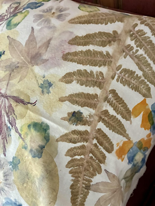 Tataki-zome Workshop: The Art of Flower Hammering | Art Complex Museum