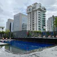 Bathtub, nice location & FREE PARKING