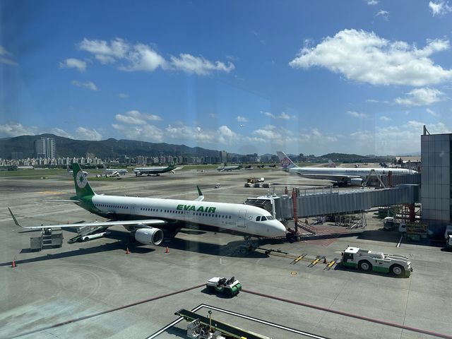 松山機場觀景台台北市區內最棒的咖啡機景點