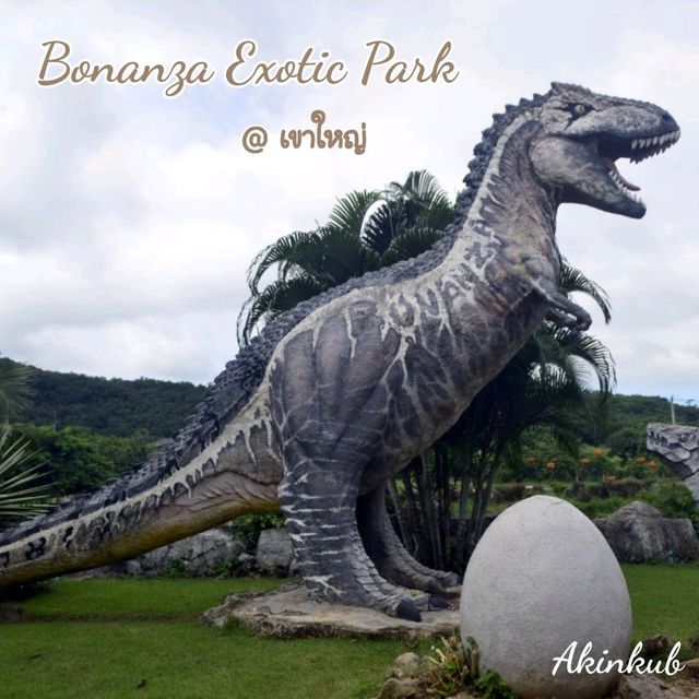 ให้อาหารสัตว์ ที่ Bonanza Exotic Park เขาใหญ่