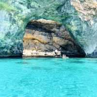 【マルタ島】絶景が見たいならブルーラグーンが1番‼︎コミノ島への離島アクセス