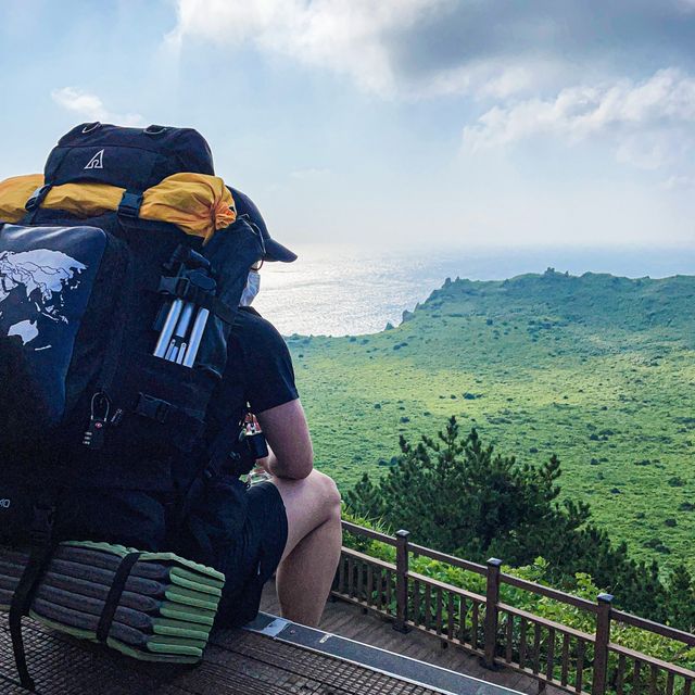 제주의 상징이자 일출로 유명한, 성산일출봉