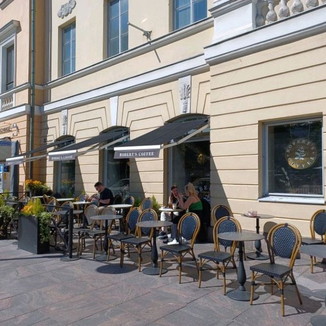 Good coffee in a pretty setting 