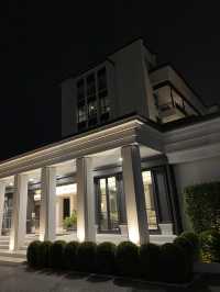 Manhattan Pattaya Hotel ทันสมัย เรียบหรู ดูดี