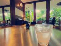 曼谷市中心的一片小綠洲 Karaarom Hotel