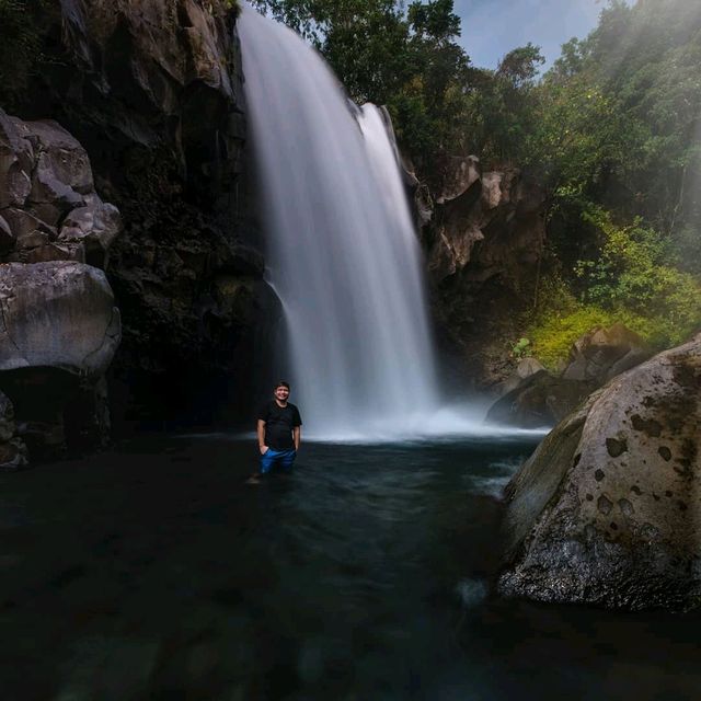 air terjun rainbow valley