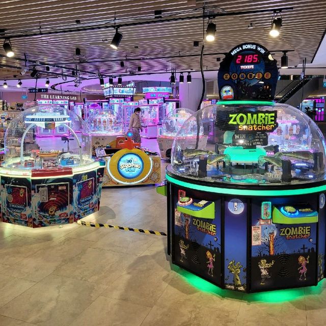 Cow Play Cow Moo (family friendly arcade)