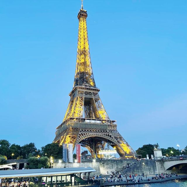 The Magnificant Eiffel Tower, Paris