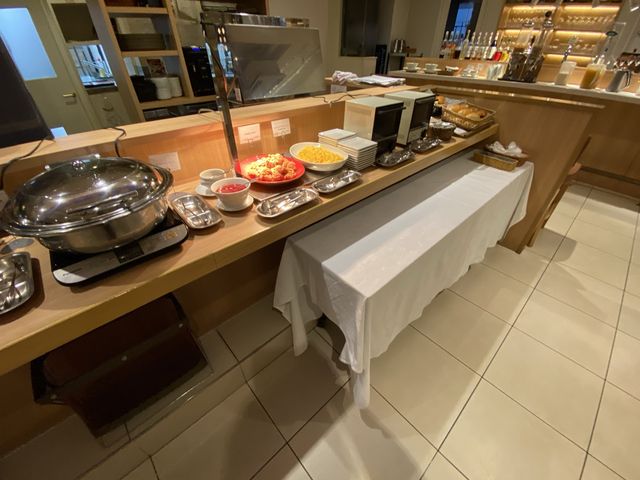 『ビストロ アトリ』で朝食ビュッフェ。『福岡東映ホテル』