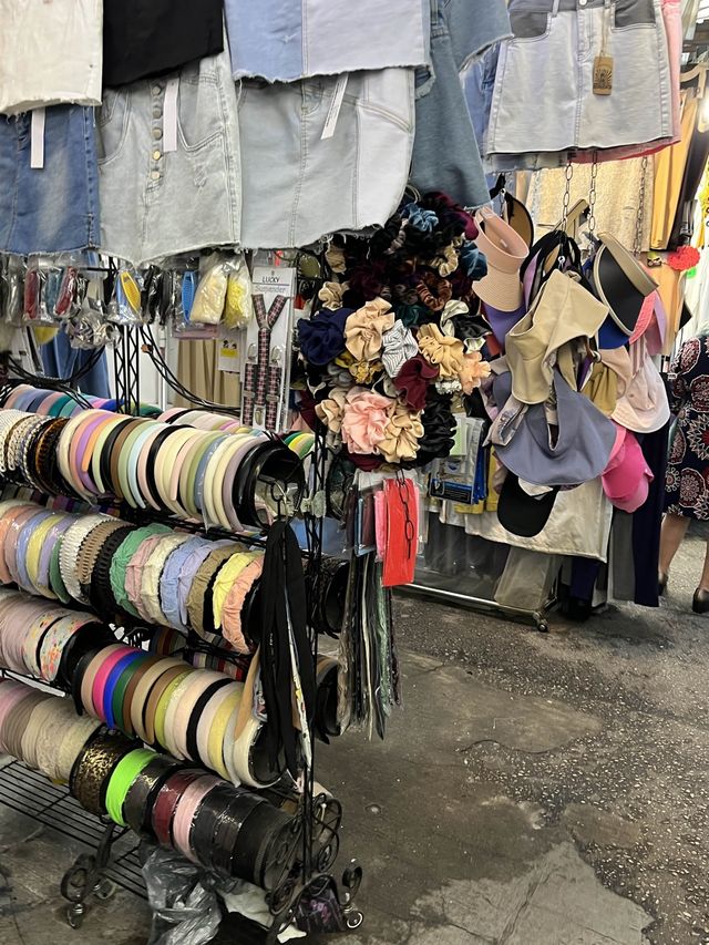 銅鑼灣地道露天市集