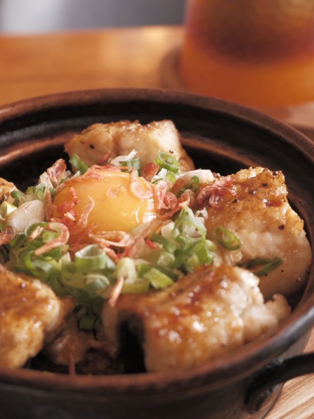中日混合居酒屋之煲仔飯出色 