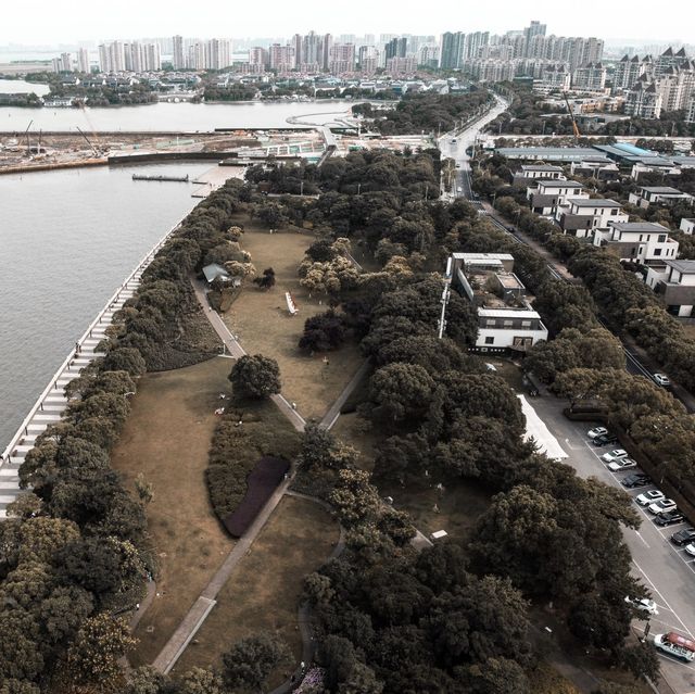 The best lakefront walk in Suzhou!  The best lakefront walk in Suzhou!